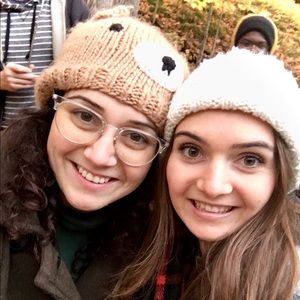 Meet your Posher, Leah